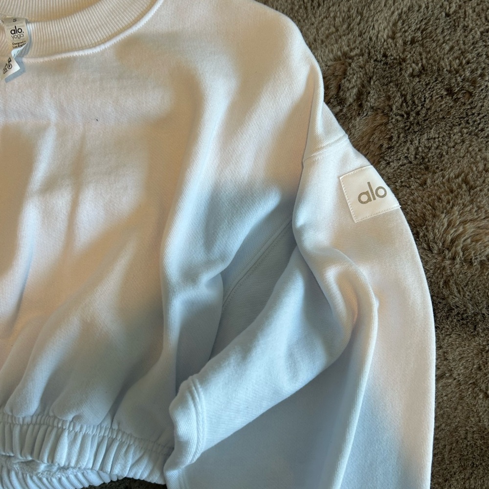 ALO Yoga white Cropped Sweatshirt - Picture 4 of 4